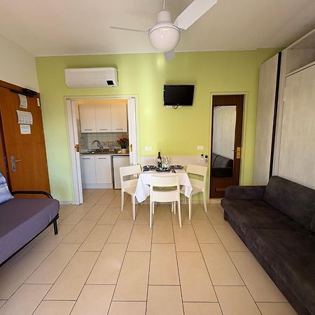 Ligure Residence Пьетра-Лигуре Экстерьер фото