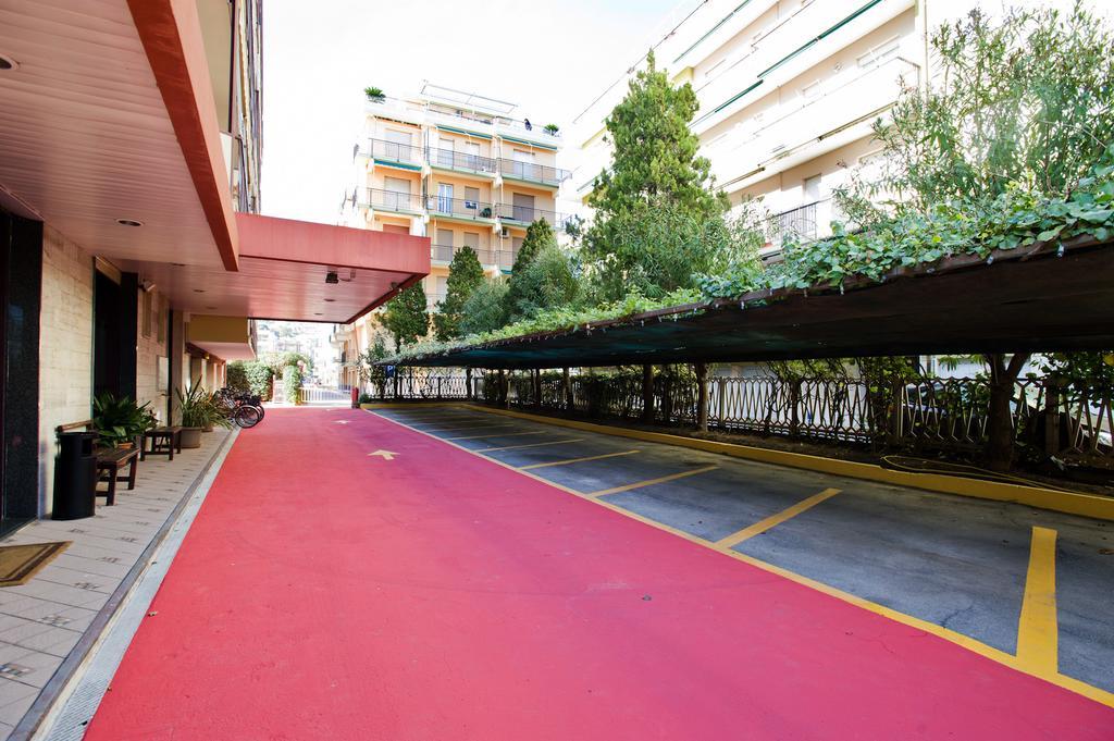 Ligure Residence Пьетра-Лигуре Экстерьер фото