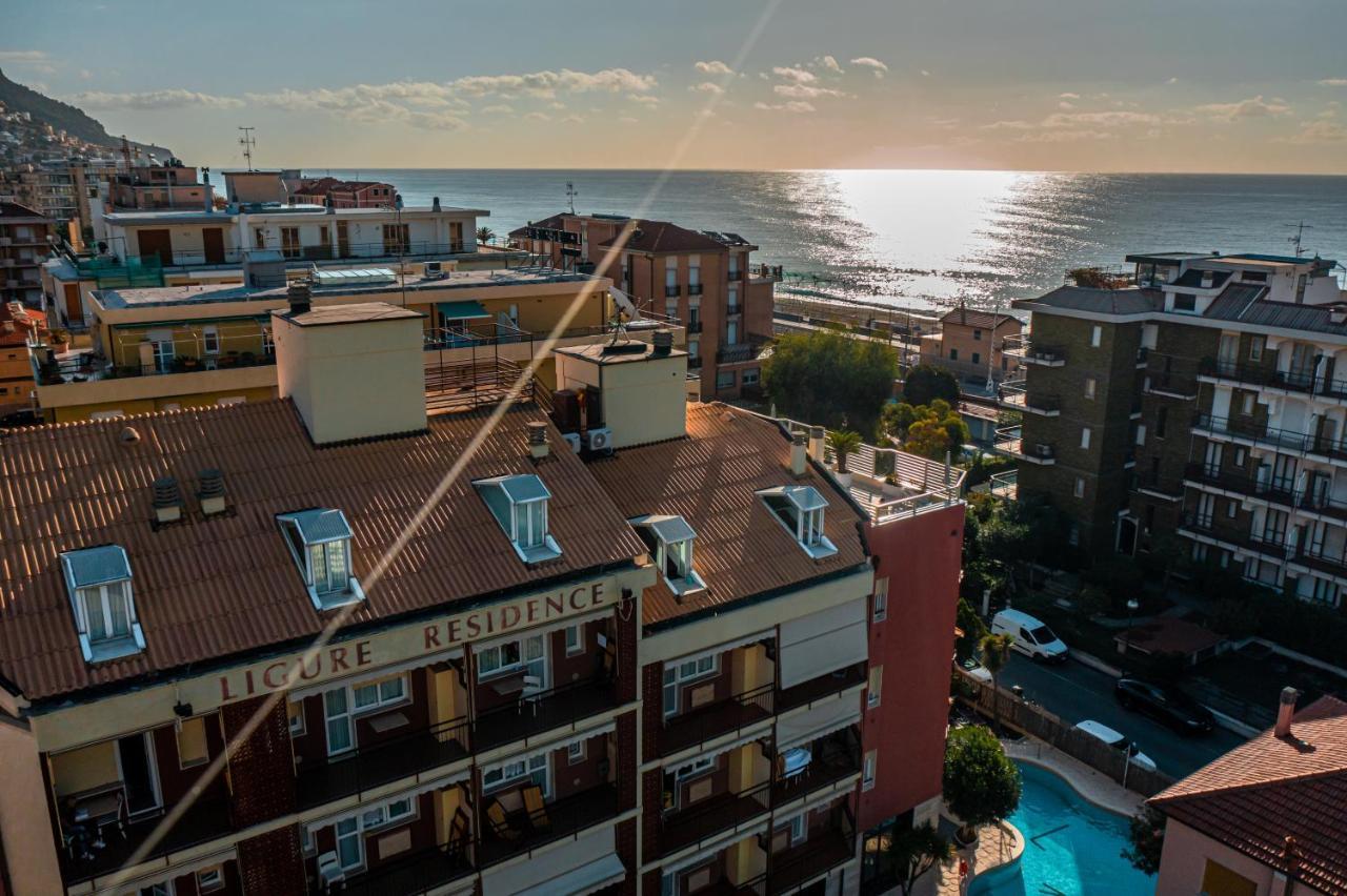 Ligure Residence Пьетра-Лигуре Экстерьер фото