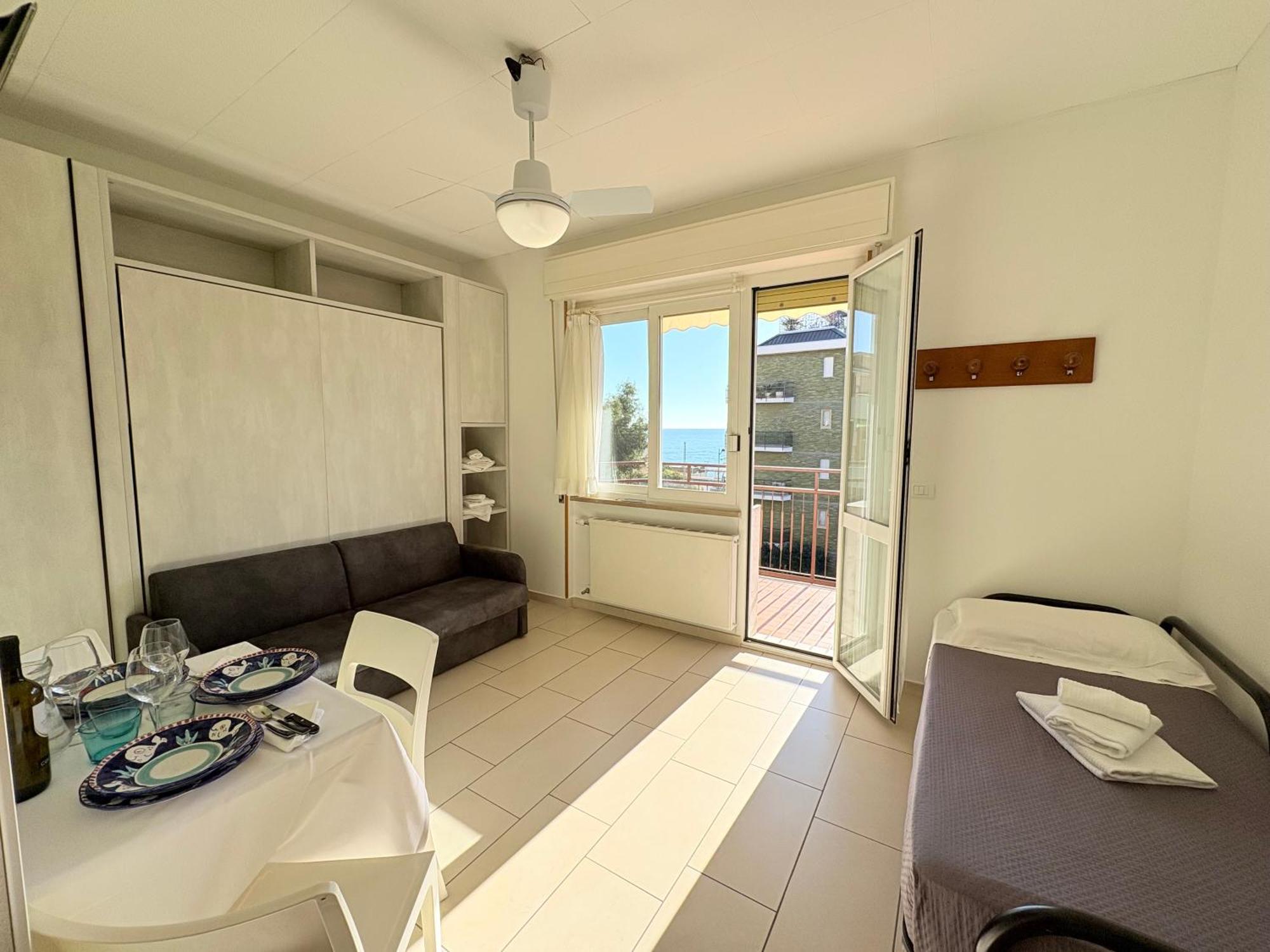 Ligure Residence Пьетра-Лигуре Экстерьер фото